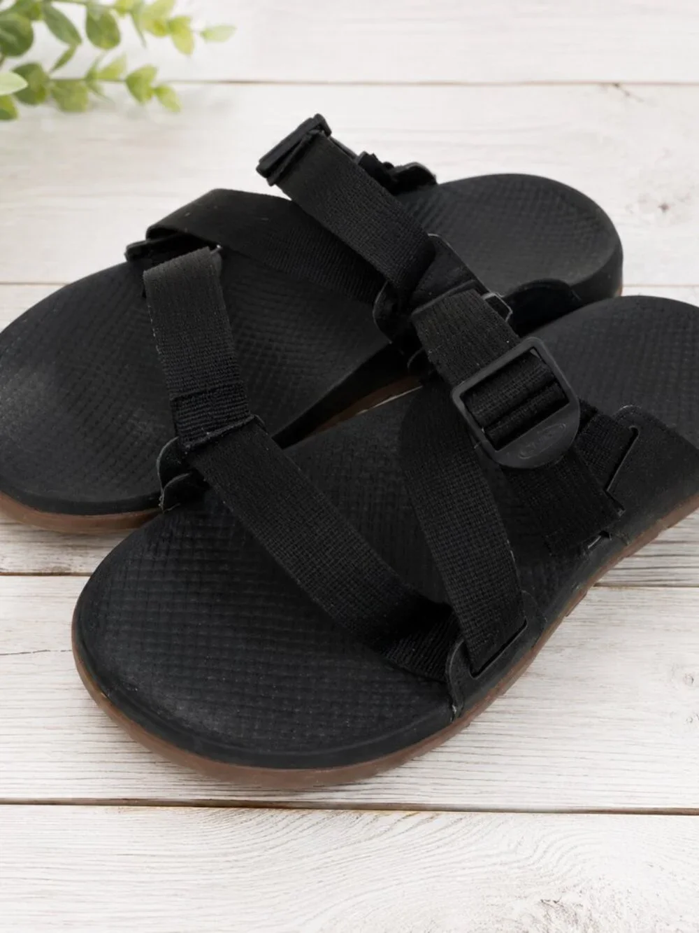 Chaco Black and Brown Sandals with Adjustable Straps Men's Sz 9